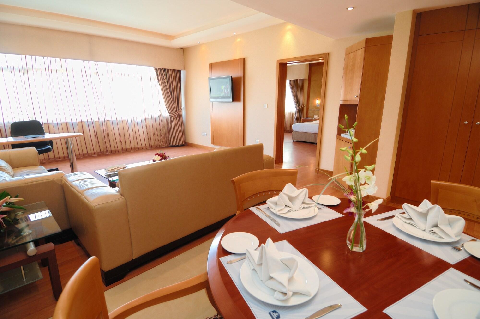 Hotel The Juffair Grand 4*