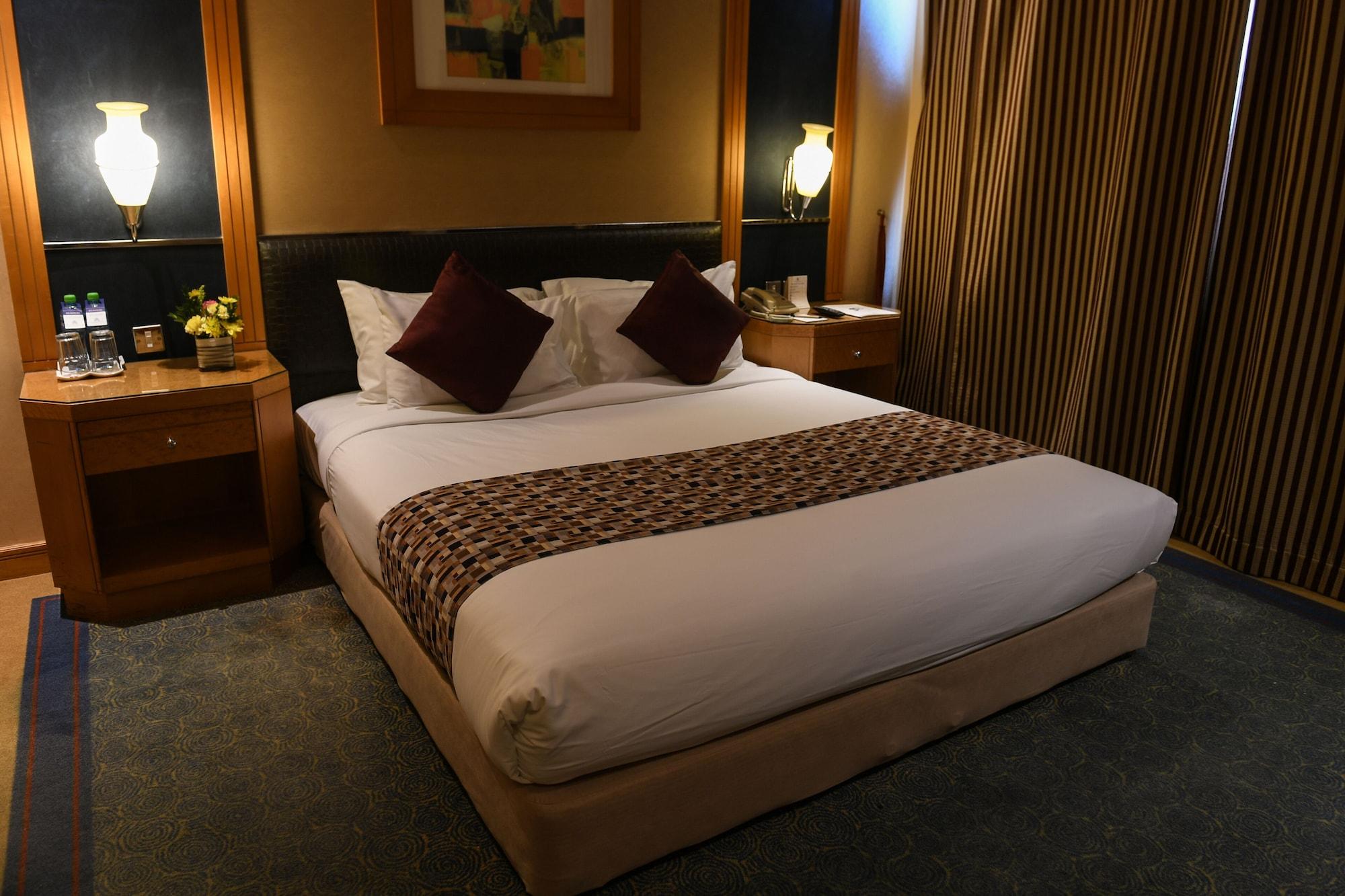 Hotel The Juffair Grand 4*